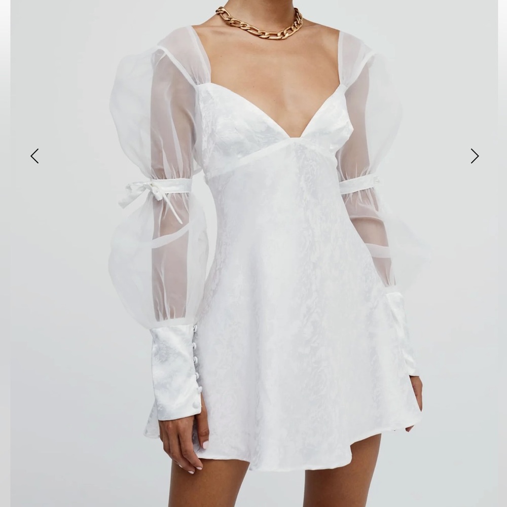 NWT for love & lemons Gabrielle Puff Sleeve Mini Dress